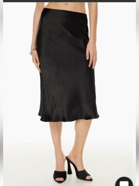 Aritzia Wilfred satin midi skirt